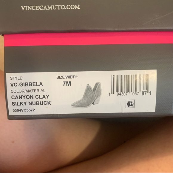 Vince Camuto boots - Picture 4 of 4